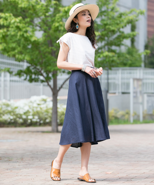 URBAN RESEARCH Sonny Label(アーバンリサーチサニーレーベル)の「Sonny Label シャーリングボーダーTシャツ(Tシャツ/カットソー・レディース・ブラック/ブルー/ピンク/レッド・FREE)」の8枚目の写真