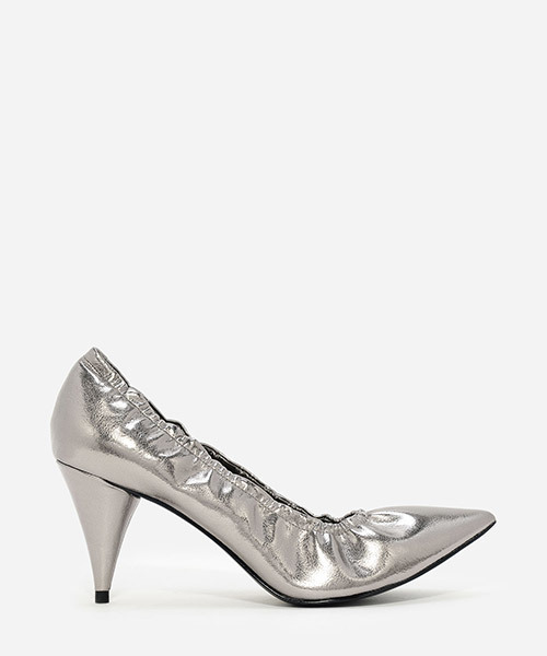 CHARLES & KEITH(チャールズ & キース)の「フィットパンプスヒール / FITTED PUMP HEELS(パンプス・レディース・ライトグレー/バーガンディー/ブラック・23.5cm/23cm/24cm)」の3枚目の写真