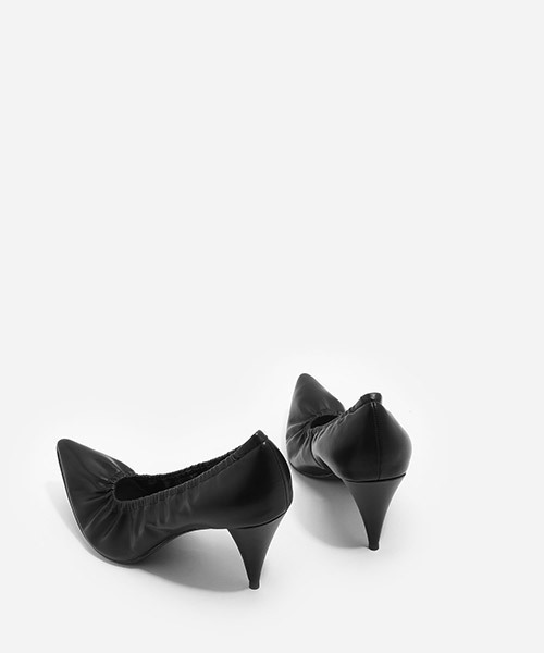 CHARLES & KEITH(チャールズ & キース)の「フィットパンプスヒール / FITTED PUMP HEELS(パンプス・レディース・ライトグレー/バーガンディー/ブラック・23.5cm/23cm/24cm)」の9枚目の写真