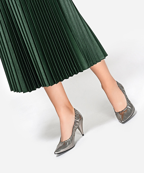CHARLES & KEITH(チャールズ & キース)の「フィットパンプスヒール / FITTED PUMP HEELS(パンプス・レディース・ライトグレー/バーガンディー/ブラック・23.5cm/23cm/24cm)」の18枚目の写真