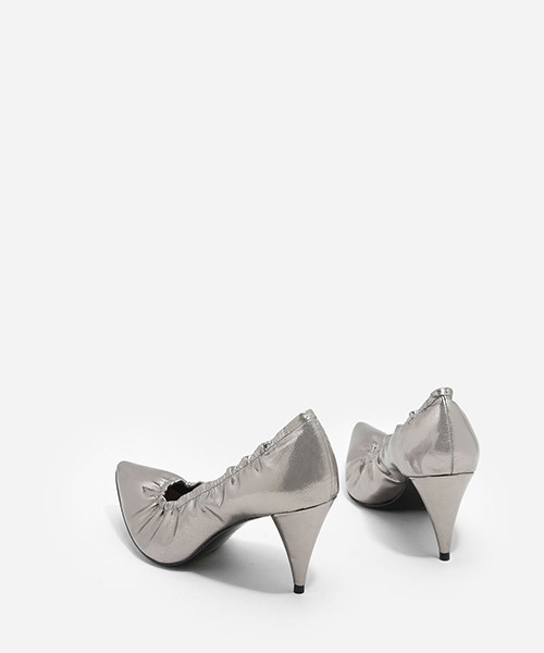 CHARLES & KEITH(チャールズ & キース)の「フィットパンプスヒール / FITTED PUMP HEELS(パンプス・レディース・ライトグレー/バーガンディー/ブラック・23.5cm/23cm/24cm)」の21枚目の写真