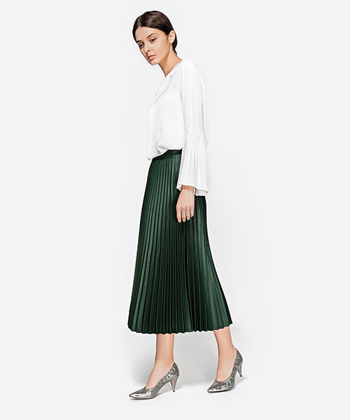 CHARLES & KEITH(チャールズ & キース)の「フィットパンプスヒール / FITTED PUMP HEELS(パンプス・レディース・ライトグレー/バーガンディー/ブラック・23.5cm/23cm/24cm)」の4枚目の写真
