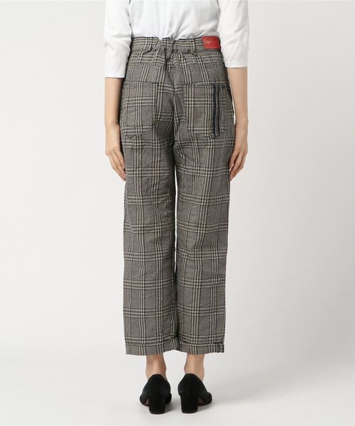 cepo(セポ)の「デニムダーツクロップド(デニムパンツ・レディース・ワンウォッシュ/ブルー系その他4/ダークインディゴブルー/ブルー系その他2/インディゴブルー/ブルー系その他/グレー・S/M/L)」の9枚目の写真