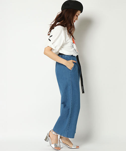 Disney（ディズニー）の「サングラスミッキーT（Tシャツ/カットソー・レディース・ブラック/ホワイト・LL/M/L）」の11枚目の写真