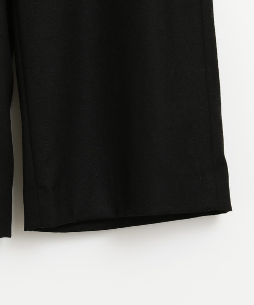 BEAUTY&YOUTH UNITED ARROWS（ビューティーアンドユースユナイテッドアローズ）の「BY∴ サキソニータックワイドパンツ ◆（その他パンツ・レディース・ダークグレー/ブラック/オフホワイト/グレー・SMALL/MEDIUM/LARGE）」の8枚目の写真