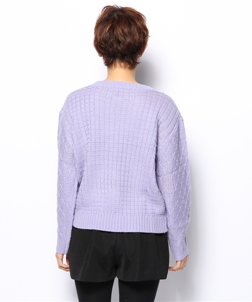 DISCOAT（ディスコート）の「【Discoat】編地切替ショート丈プルオーバー（ニット/セーター・レディース・ラベンダー/ブラック/アイボリー/ベビーピンク・ﾌﾘ-）」の7枚目の写真