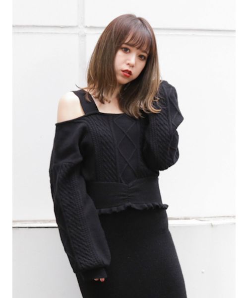 dazzlin(ダズリン)の「ケーブルイレギュラーネックプルオーバー(ニット/セーター・レディース・ブラック/グレー/アイボリー/モカ/グリーン/ベージュ/ブラウン・FREE)」の3枚目の写真