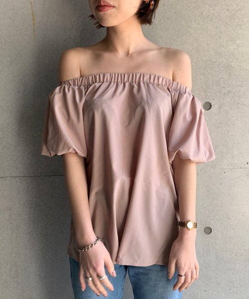 FUN.TRINITY（ファン トリニティー）の「バルーンスリーブブラウス（シャツ/ブラウス・レディース・ブラック/レッド/オフホワイト/ミント/ピンクベージュ・M）」の5枚目の写真