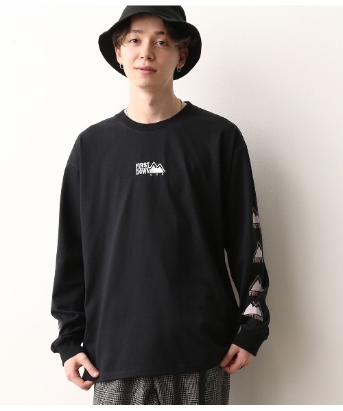 FIRST DOWN（ファーストダウン）の「【FIRST DOWN×JUNRed別注】袖プリント長袖Tシャツ（Tシャツ/カットソー・メンズ・ホワイト/ブラック/ベージュ・M/L）」の4枚目の写真