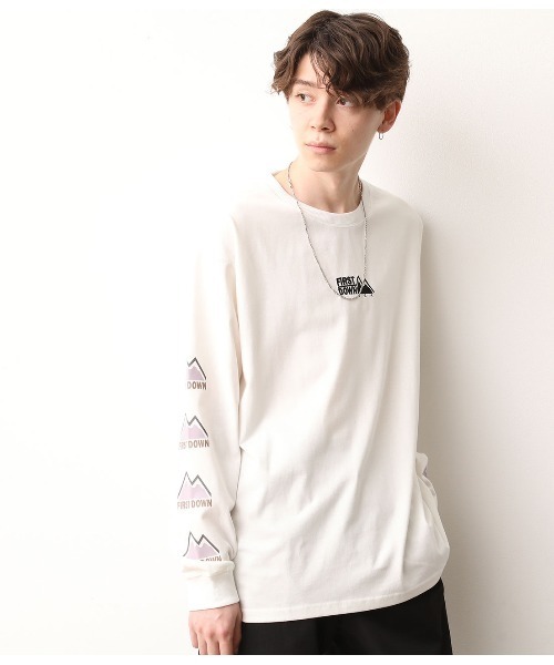 FIRST DOWN（ファーストダウン）の「【FIRST DOWN×JUNRed別注】袖プリント長袖Tシャツ（Tシャツ/カットソー・メンズ・ホワイト/ブラック/ベージュ・M/L）」の11枚目の写真