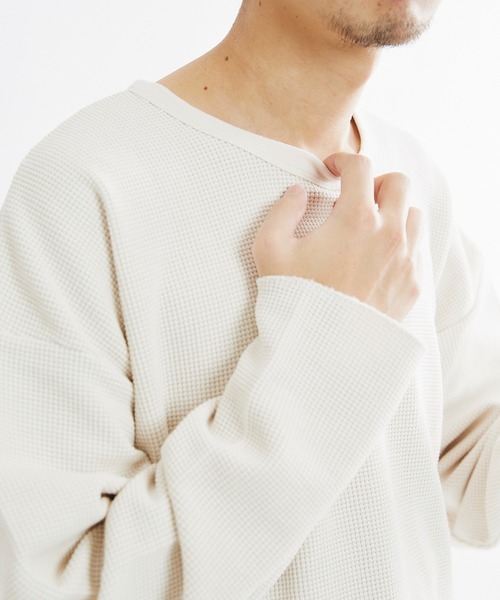 JOURNAL STANDARD(ジャーナルスタンダード)の「ピグメントサーマルL/S(Tシャツ/カットソー・メンズ・カーキ/ホワイト系その他/タン/ブラック系その他・SMALL/LARGE/MEDIUM)」の2枚目の写真