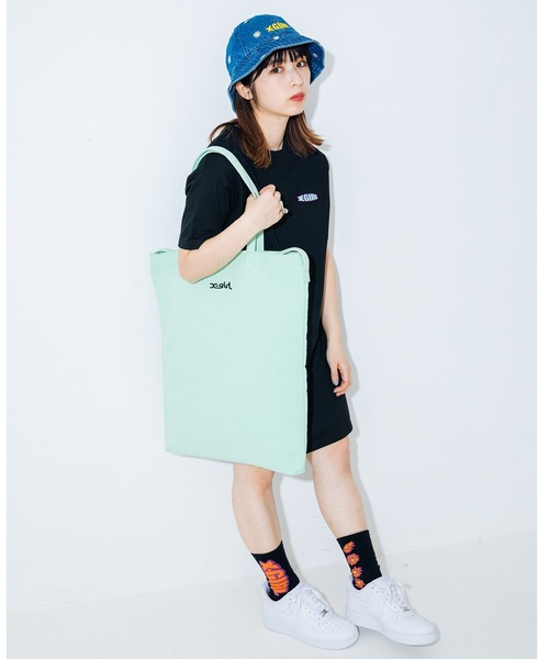X-girl（エックスガール）の「CANVAS 2WAY BIG TOTE（トートバッグ・レディース・ホワイト/ブラック/ライトグリーン/ライトパープル・ONE SIZE）」の21枚目の写真
