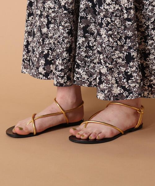 DRESSTERIOR（ドレステリア）の「◆【CLASSY.7月号/BAILA6月号/otonaMUSE5月号掲載】LAOCOONTE(ラオコンテ) サンダル（サンダル・レディース・ゴールド系4・50/80/70/60）」の5枚目の写真
