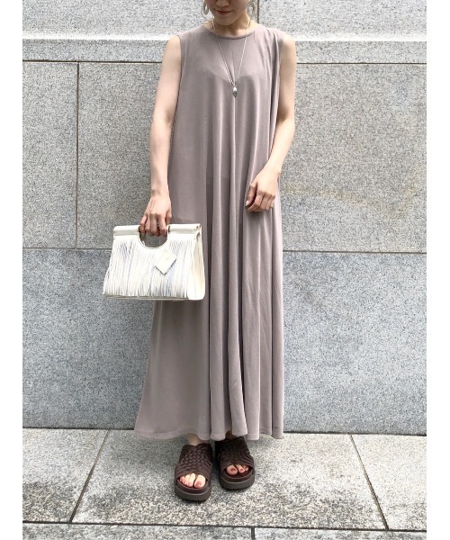 RIVE DROITE（リヴドロワ）の「柔らかな履き心地が魅力　プラットフォームサンダル（サンダル・レディース・ブラック/ベージュ/ブラウン・L/S/M）」の9枚目の写真