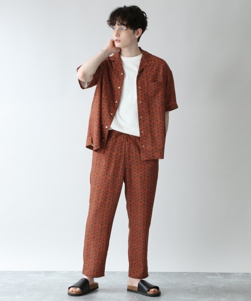 RAGEBLUE（レイジブルー）の「＜セットアップ着用可能＞総柄プリントリラックスイージーパンツ/936950（スラックス・メンズ・ブラック/ブラウン/オレンジ・MEDIUM/LARGE）」の4枚目の写真