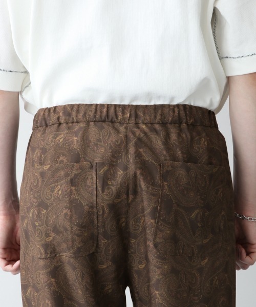 RAGEBLUE（レイジブルー）の「＜セットアップ着用可能＞総柄プリントリラックスイージーパンツ/936950（スラックス・メンズ・ブラック/ブラウン/オレンジ・MEDIUM/LARGE）」の5枚目の写真