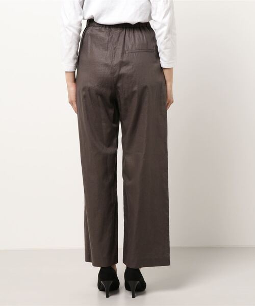 SALON adam et rope'(サロン アダム エ ロペ)の「【セットアップ対応】レーヨン麻ライトタックワイドパンツ(その他パンツ・レディース・チャコールグレー/ベージュ/サックスブルー・M/S)」の19枚目の写真