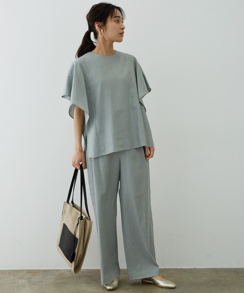 SALON adam et rope'(サロン アダム エ ロペ)の「【セットアップ対応】レーヨン麻ライトタックワイドパンツ(その他パンツ・レディース・チャコールグレー/ベージュ/サックスブルー・M/S)」の13枚目の写真