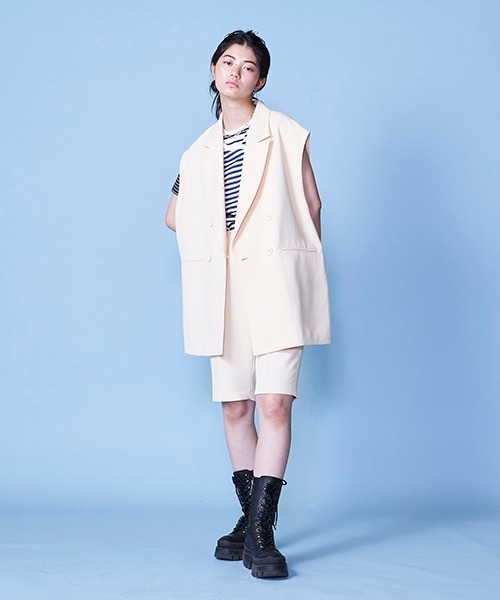 lautreamont BLEUBLANC(ロートレアモンブルーブラン)の「ストレッチツイルドロストショートパンツ【セットアップ対応】(その他パンツ・レディース・ベージュ/ネイビー/イエロー・11号/9号)」の7枚目の写真