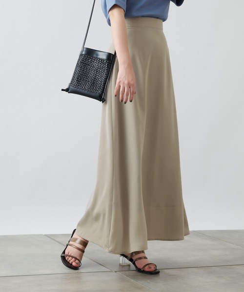 COLONY 2139（コロニートゥーワンスリーナイン）の「トロタッチフレアスカート（スカート・レディース・ミント/ブラック/グレイッシュベージュ・MEDIUM/LARGE）」の2枚目の写真