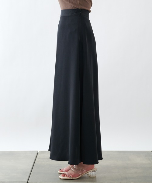 COLONY 2139（コロニートゥーワンスリーナイン）の「トロタッチフレアスカート（スカート・レディース・ミント/ブラック/グレイッシュベージュ・MEDIUM/LARGE）」の21枚目の写真