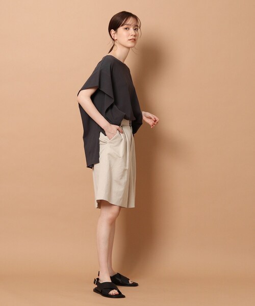 DRESSTERIOR(ドレステリア)の「◆タックドレープジャージプルオーバー(Tシャツ/カットソー・レディース・ダークグレー/ブルー/オフホワイト/ライトグリーン・38)」の20枚目の写真