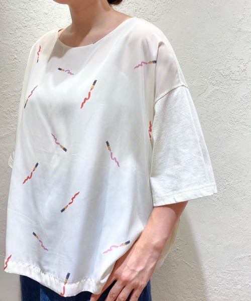 BEARDSLEY(ビアズリー)の「リップスティックTシャツ(Tシャツ/カットソー・レディース・アイボリー/ネイビー・FREE)」の2枚目の写真