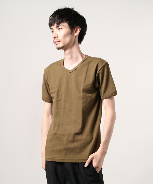 AVIREX（アヴィレックス）の「AVIREX（アヴィレックス）DAILY SS V-NECK T-SHIRT / デイリーVネックTシャツ（Tシャツ/カットソー・メンズ・ホワイト/グレー/ブラック/チャコール/オリーブ/ロイヤルブルー・LARGE/SMALL/MEDIUM/X-LARGE）」の5枚目の写真