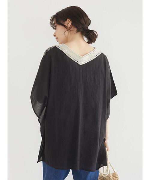 Green　Parks（グリーンパークス）の「Iインド刺繍Vネックブラウス＊（シャツ/ブラウス・レディース・ブルー/オフホワイト/ブラック・FREE）」の14枚目の写真