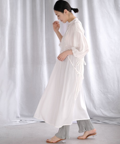 ＡＮＤＪ（アンドジェイ）の「レース胸当て付きポプリンワンピース（ワンピース・レディース・ブラック/ホワイト/ブラウン・M）」の6枚目の写真