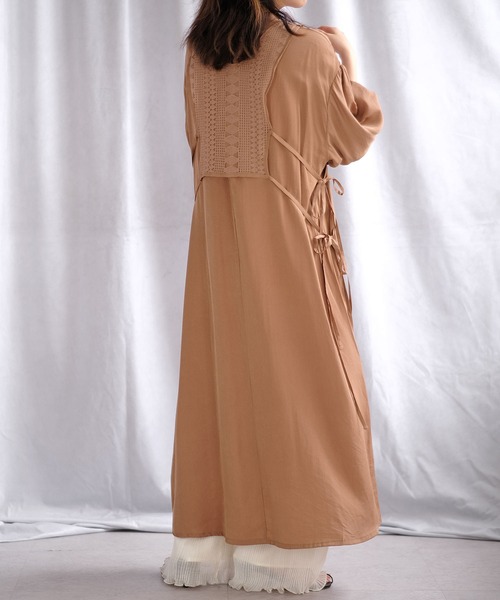 ＡＮＤＪ（アンドジェイ）の「レース胸当て付きポプリンワンピース（ワンピース・レディース・ブラック/ホワイト/ブラウン・M）」の15枚目の写真