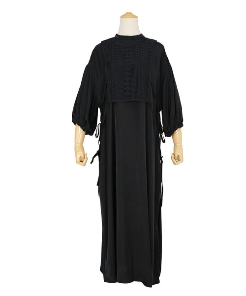 ＡＮＤＪ（アンドジェイ）の「レース胸当て付きポプリンワンピース（ワンピース・レディース・ブラック/ホワイト/ブラウン・M）」の21枚目の写真