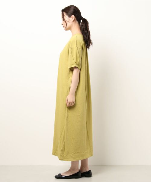 Lugnoncure（ルノンキュール）の「ドロップショルダー風フレアワンピース（ワンピース・レディース・イエロー/カーキ/ブラック/ベージュ・ﾌﾘ-）」の5枚目の写真