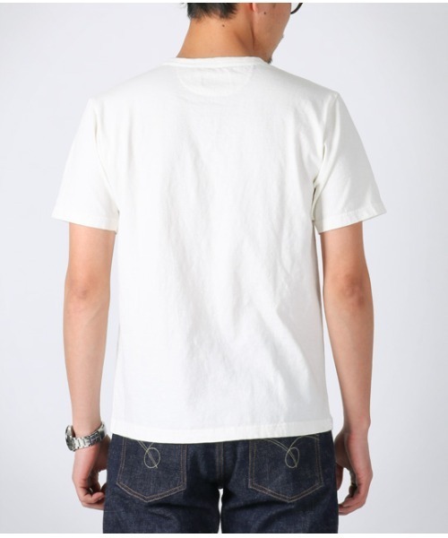 JAPAN BLUE JEANS（ジャパンブルージーンズ）の「コートジボワールコットン Tシャツ / BLUE プリント（Tシャツ/カットソー・メンズ・ネイビー/ホワイト・M/S/L/XL）」の4枚目の写真