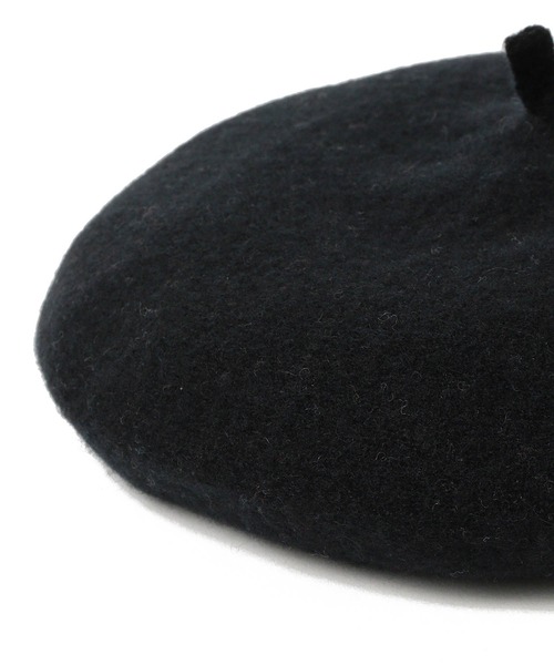 ROBERT MACKIE(ロバートマッキー)の「ROBERT MACKIE × BEAMS F / 別注 ウール ベレー帽(ハンチング/ベレー帽・メンズ・ブラック/ネイビー/ブラウン/グリーン/チャコールグレー・ONE SIZE)」の8枚目の写真
