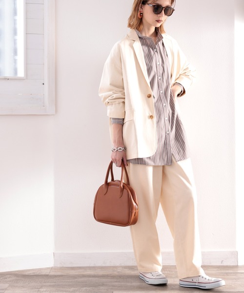 classicalelf（クラシカルエルフ）の「セットアップも楽しめる。ゆるっとルーズなウエストタックテーパードパンツ（チノパンツ・レディース・ナチュラル・LARGE/MEDIUM/X-LARGE）」の4枚目の写真