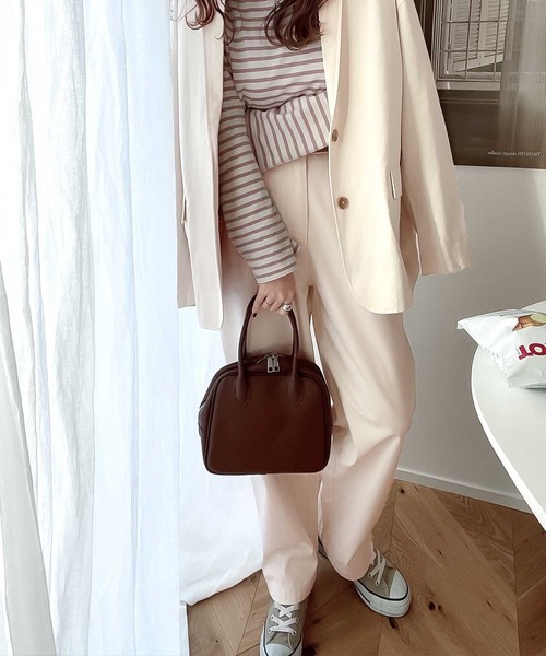 classicalelf（クラシカルエルフ）の「セットアップも楽しめる。ゆるっとルーズなウエストタックテーパードパンツ（チノパンツ・レディース・ナチュラル・LARGE/MEDIUM/X-LARGE）」の12枚目の写真