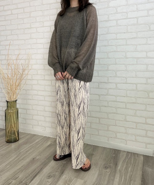 Chiaro（キアロ）の「ゼブラ柄楊柳プリーツストレートパンツ（その他パンツ・レディース・ブラック/ブラウン/アイボリー・FREE）」の17枚目の写真