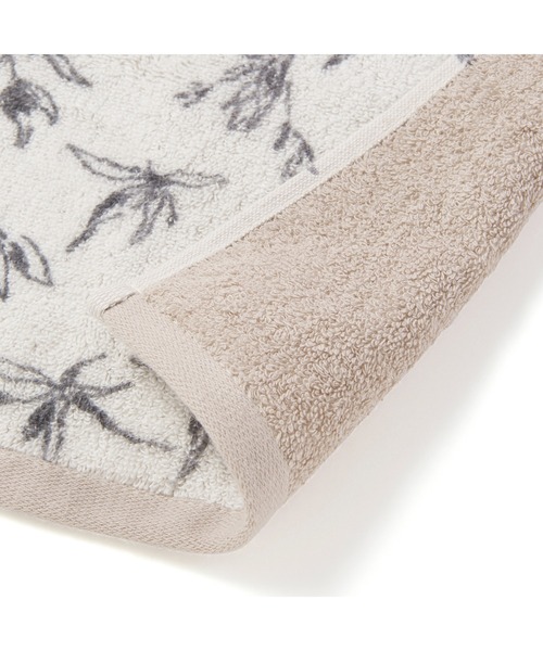 Francfranc 希少 廃盤 激レア 草木柄フェイスタオル アイボリー Francfranc 希少 廃盤 激レア 草木柄フェイスタオル アイボリー