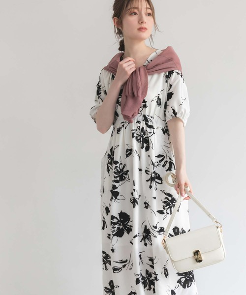 fifth（フィフス）の「水彩フラワーバックリボンワンピース（ワンピース・レディース・ブラック/アイボリー・MEDIUM）」の5枚目の写真