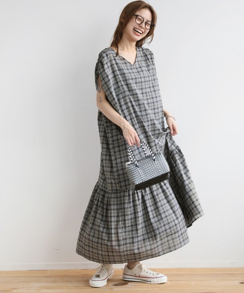 JOURNAL STANDARD relume（ジャーナルスタンダード　レリューム）の「Re:RISEコットンボイルワンピース◆（ワンピース・レディース・チャコールグレー/グレー・FREE）」の2枚目の写真