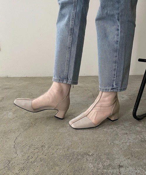 210nouve（トゥージュヌーブ）の「スクエアトゥシアーパイピングブーツ（ブーツ・レディース・ベージュ/ブラック・39/38/36/37）」の22枚目の写真