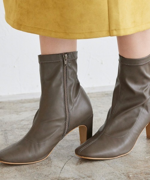 Pierrot（ピエロ）の「スクエアトゥストレッチブーツ（ブーツ・レディース・ブラック/ベージュ/モカ・LL/S/M/L）」の3枚目の写真