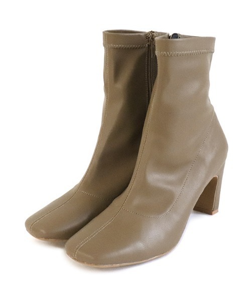 Pierrot（ピエロ）の「スクエアトゥストレッチブーツ（ブーツ・レディース・ブラック/ベージュ/モカ・LL/S/M/L）」の22枚目の写真