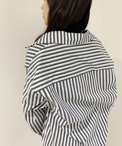 CLEA(クレア)の「ベーシックストライプシャツ(シャツ/ブラウス・レディース・ブラック/ブラウン/ブルー・FREE)」の13枚目の写真