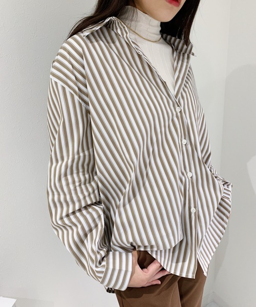 CLEA(クレア)の「ベーシックストライプシャツ(シャツ/ブラウス・レディース・ブラック/ブラウン/ブルー・FREE)」の15枚目の写真