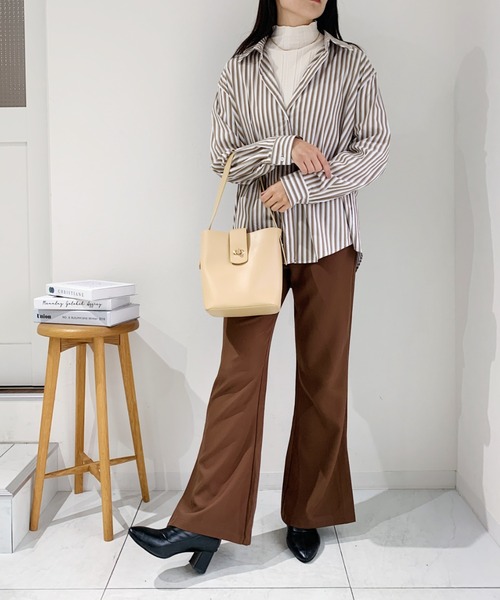 CLEA(クレア)の「ベーシックストライプシャツ(シャツ/ブラウス・レディース・ブラック/ブラウン/ブルー・FREE)」の19枚目の写真