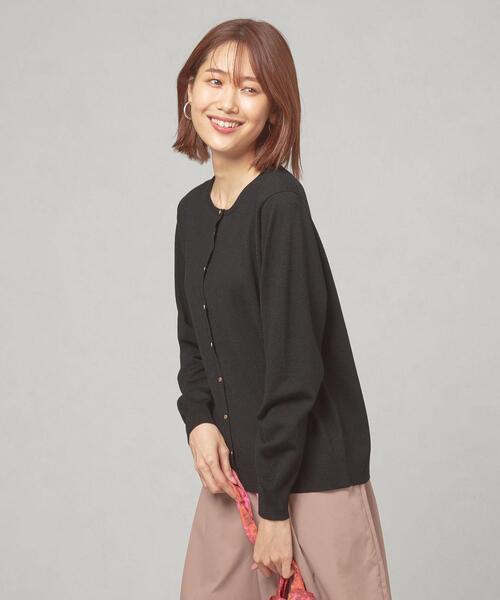 closet story(クローゼットストーリー)の「<closet story>メタルボタン クルーネックカーディガン -ウォッシャブル-(カーディガン/ボレロ・レディース・ブラック/オフホワイト/モカ・M/L)」の19枚目の写真