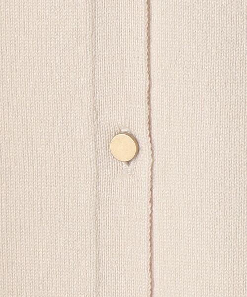 closet story(クローゼットストーリー)の「<closet story>メタルボタン クルーネックカーディガン -ウォッシャブル-(カーディガン/ボレロ・レディース・ブラック/オフホワイト/モカ・M/L)」の6枚目の写真
