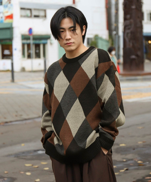 ZIP FIVE（ジップファイブ）の「【ZIP FIVE】古着風 ヴィンテージ オーバーサイズ チェック＆アーガイル柄クルーニット（ニット/セーター・メンズ・オフホワイト/ブルー/ホワイト×ブラック/グレイッシュベージュ/グレー系/ブラウン系・MEDIUM/LARGE）」の4枚目の写真